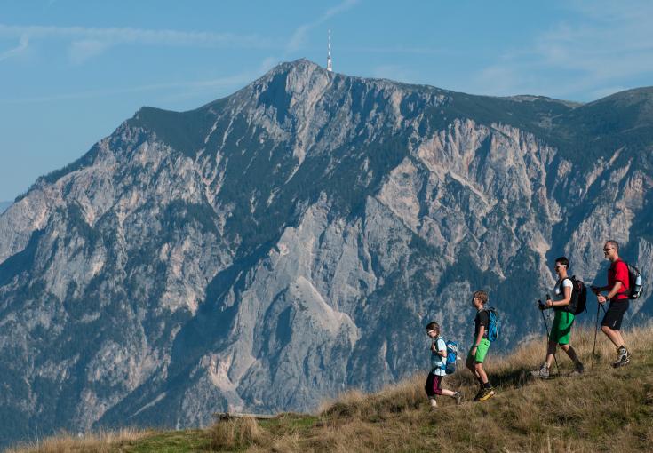 Region Villach Tourismus Gmbh_Adrian Hipp_Wandern Dreiländereck 2016 (1) Region Villach Tourismus Gmbh_Adrian Hipp_Wandern Dreiländereck 2016 (1)